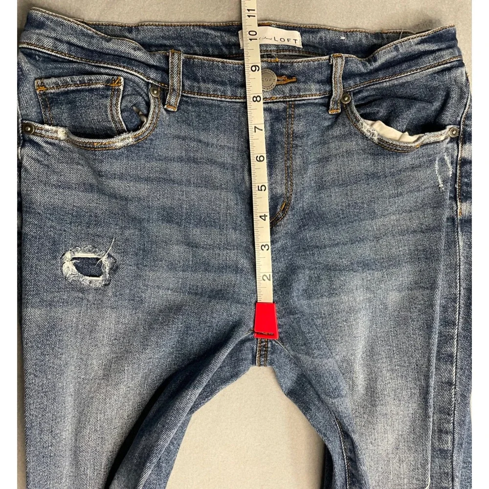 LOFT‎ Modern Straight Leg Distressed Jeans Medium Wash Raw Hem Size 6 28(26)